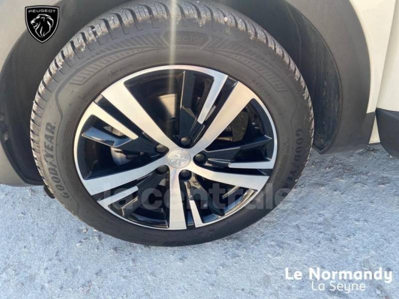 PEUGEOT 3008 II (2) 1.5 BLUEHDI 130 S&S 7CV GT EAT8