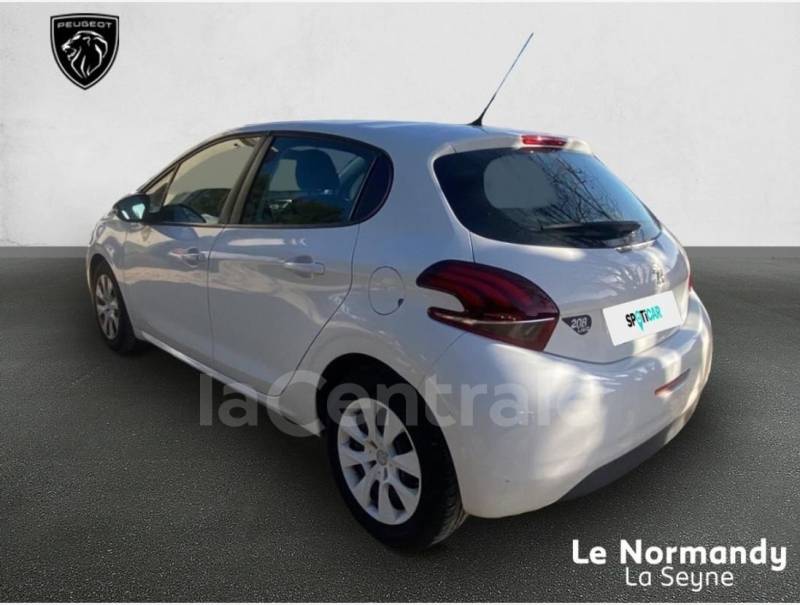 Peugeot 208 II Phase 2 1.2 PureTech 68ch Like