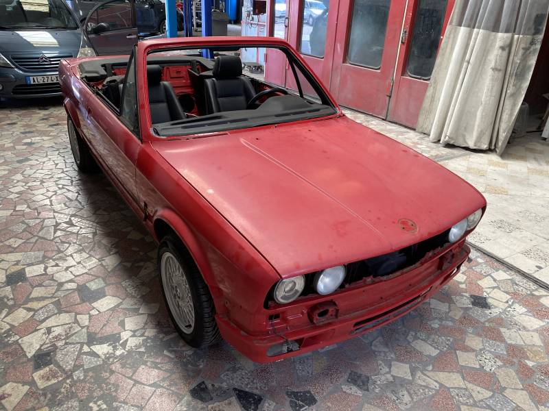 Restauration d'une BMW cabriolet chez Le Beau C au Beausset 83